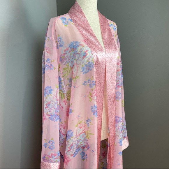 Jaclyn Smith Sheer Robe Kimono Size 3X Light Powder Pink w Blue Floral Print - Picture 3 of 10